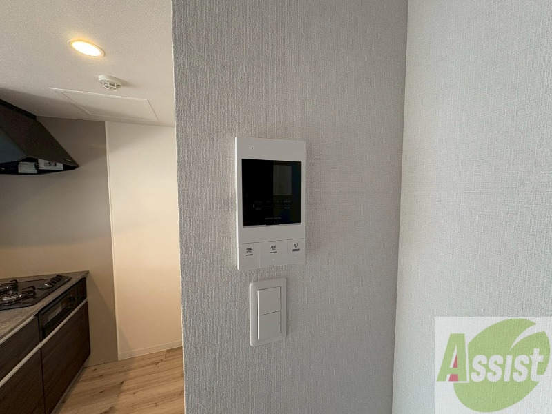 セキュリティ　モニタ付インターホンでセキュリティ面も安心です。