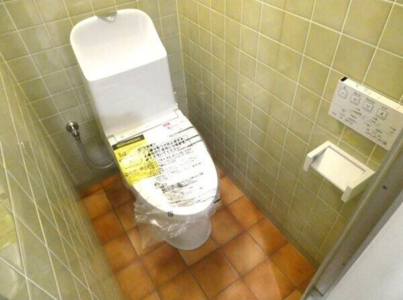 トイレ　図面と現状に相違がある場合には現状を優先