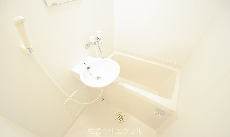 バス・シャワールーム　同等タイプのイメージ写真です。