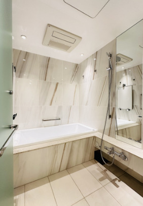 バス・シャワールーム　※別部屋の参考写真です。