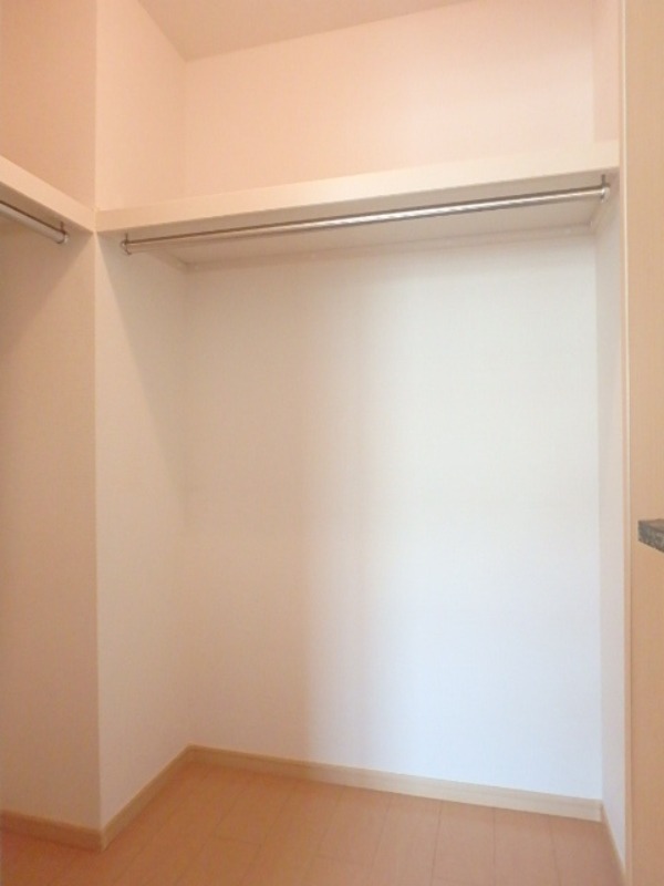 収納　図面と現状に相違がある場合には現状を優先