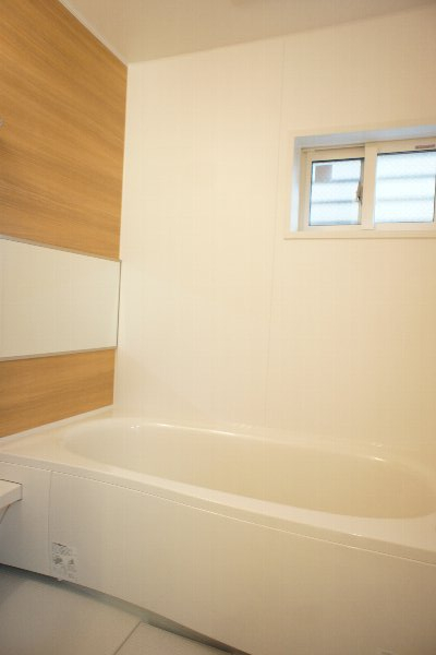 バス・シャワールーム　お風呂で日々の疲れを落としましょう