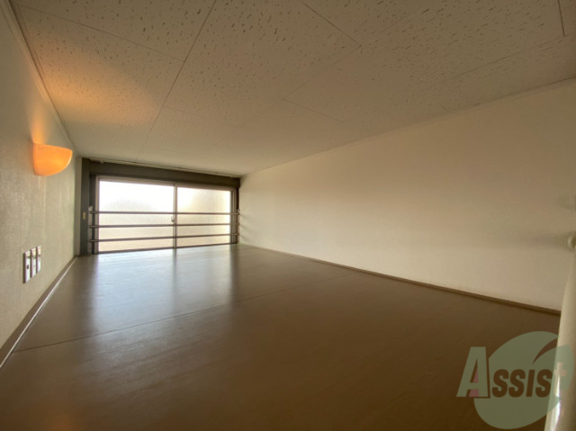 その他部屋・スペース　ロフトも＋広いのでこちらで寝ることも出来ますね。