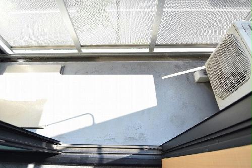 バルコニー　現況を優先