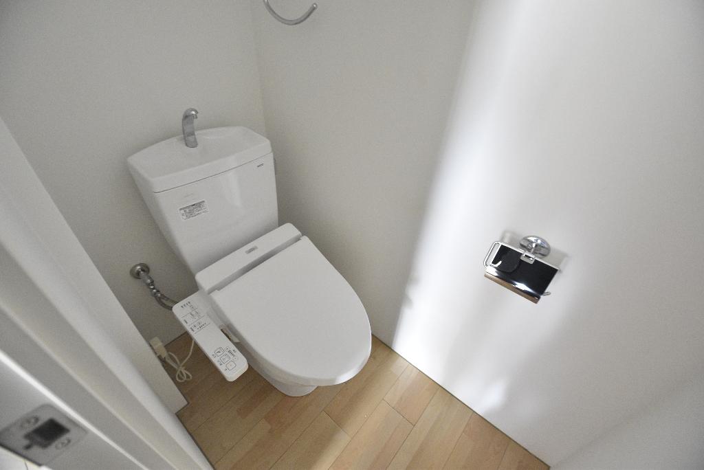 トイレ　シャワー付トイレ