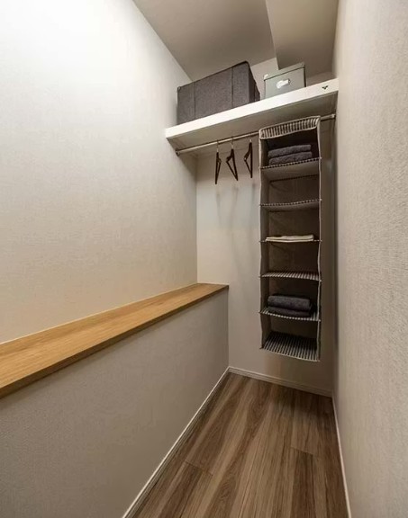収納　納戸ウオークインクローゼット
