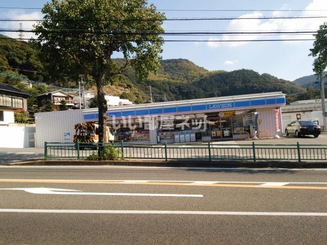 コンビニ　ローソン 長崎上戸町四丁目店（コンビニ）まで307m