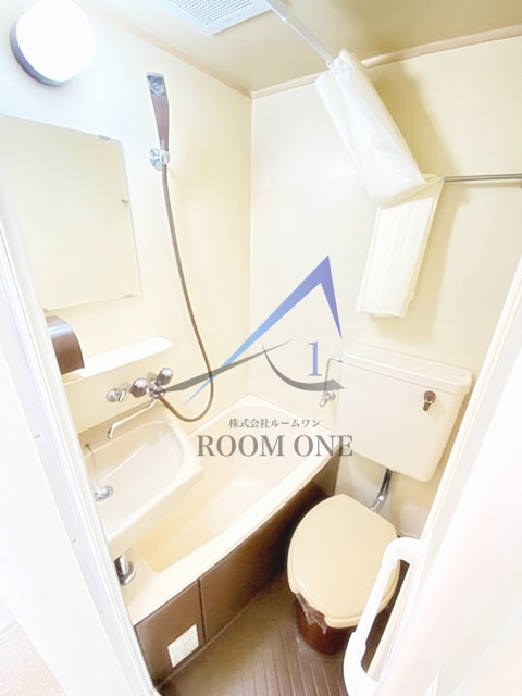 バス・シャワールーム　お風呂です。