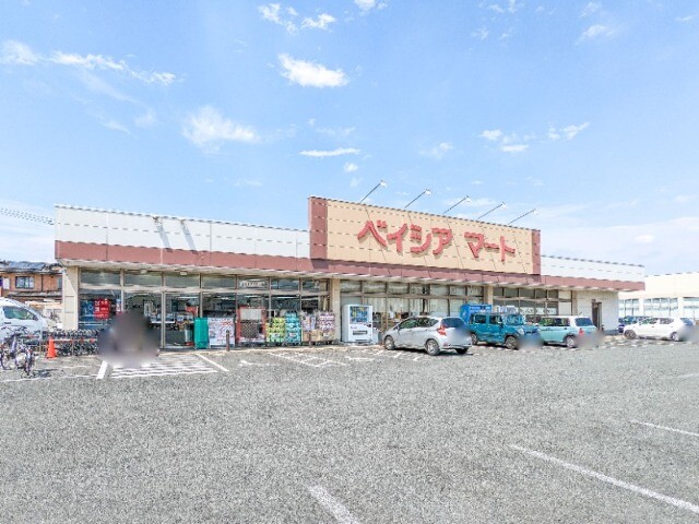 スーパー　ベイシアマート太田富沢店（スーパー）まで1377m