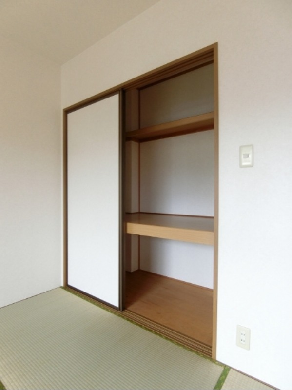 収納　図面と現状に相違がある場合には現状を優先