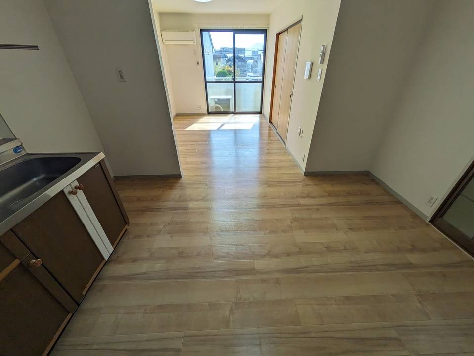 居室・リビング　リビング