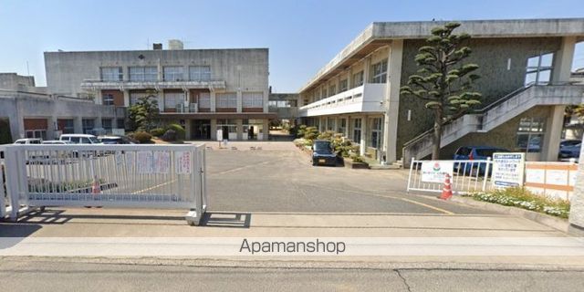 小学校　三木町立平井小学校（小学校）まで1841m