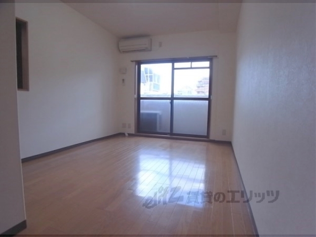 居室・リビング　洋室