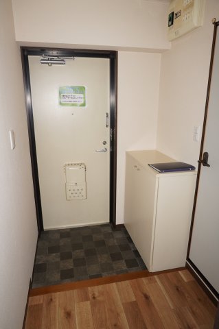 玄関　シューズボックス