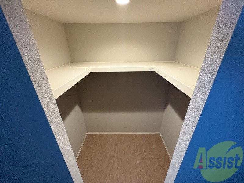 収納　収納もバッチリあるのでお部屋が片付きますよ！