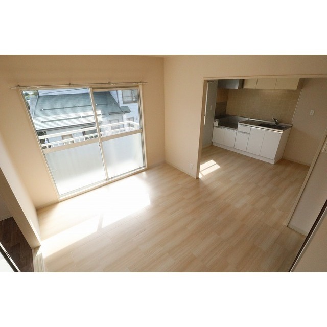 居室・リビング　※すべて別部屋の写真になります