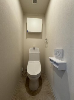 トイレ　トイレ※別部屋参考写真