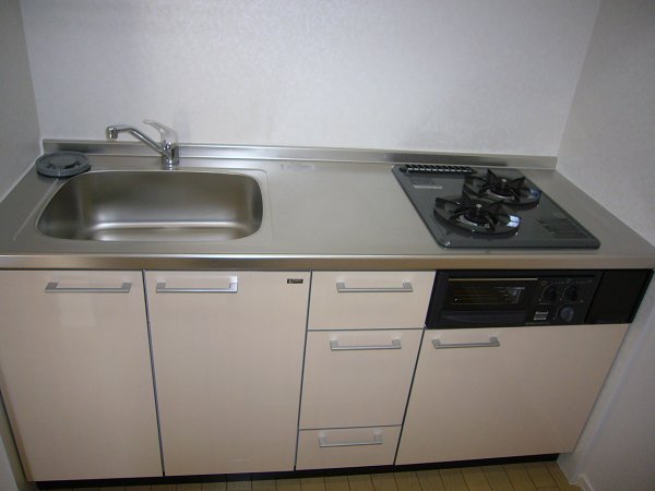 キッチン　※別部屋参考写真