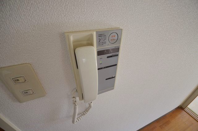 セキュリティ　別号室の写真です（間取り反転）