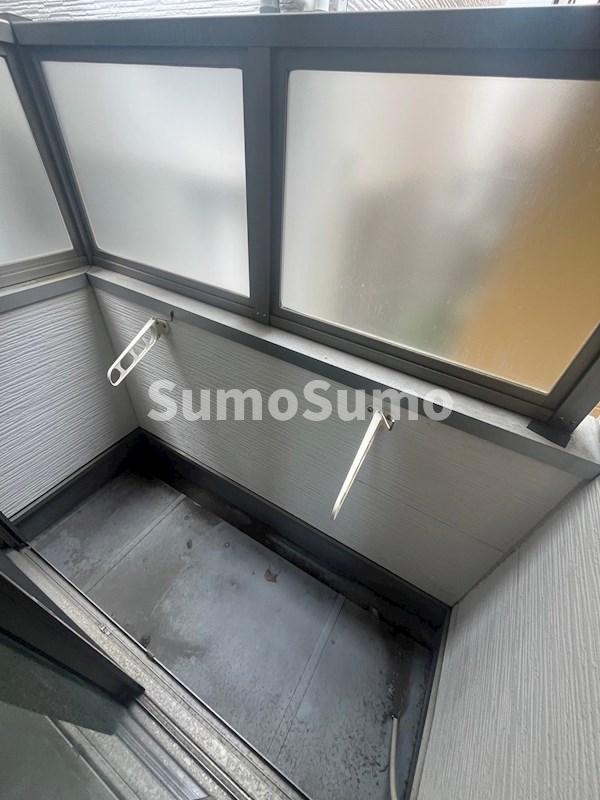 バルコニー　陽当たり良好なバルコニーです