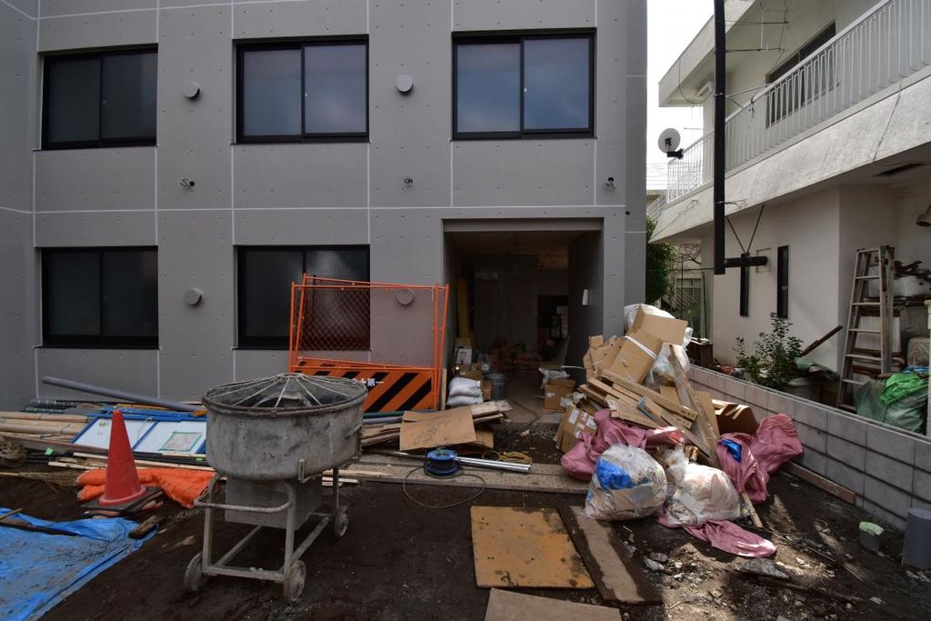 エントランス　エントランス