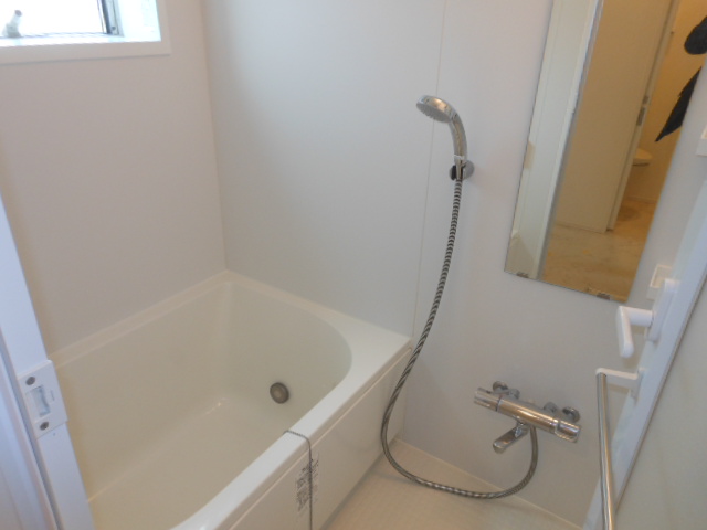 バス・シャワールーム　別部屋参考写真