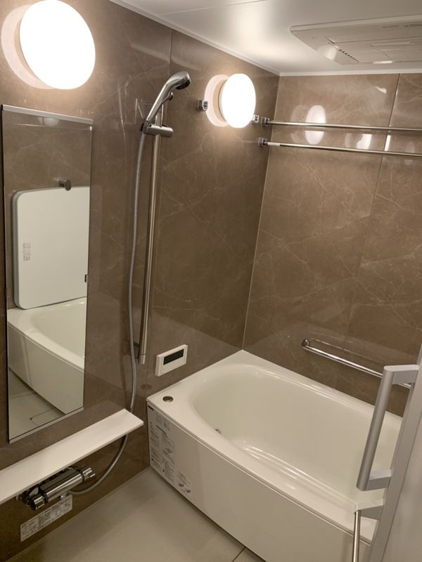 バス・シャワールーム