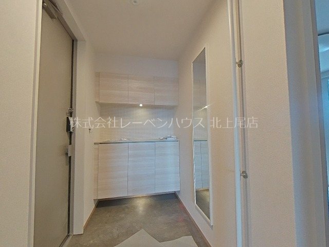 玄関　当社HPに沢山写真載ってます。