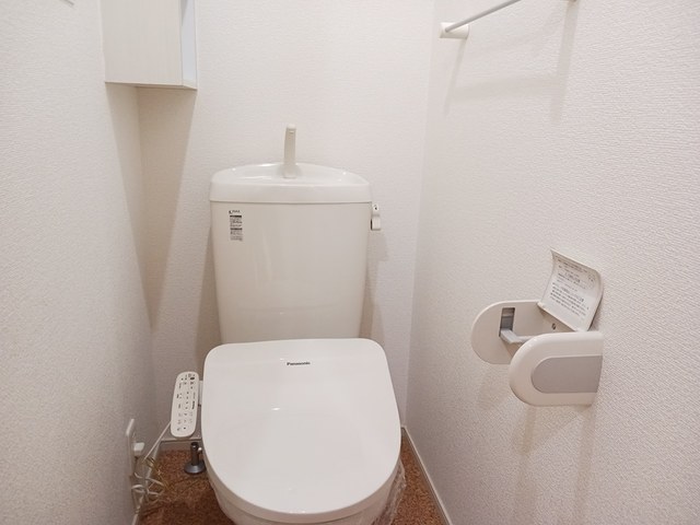 トイレ　ウォシュレット