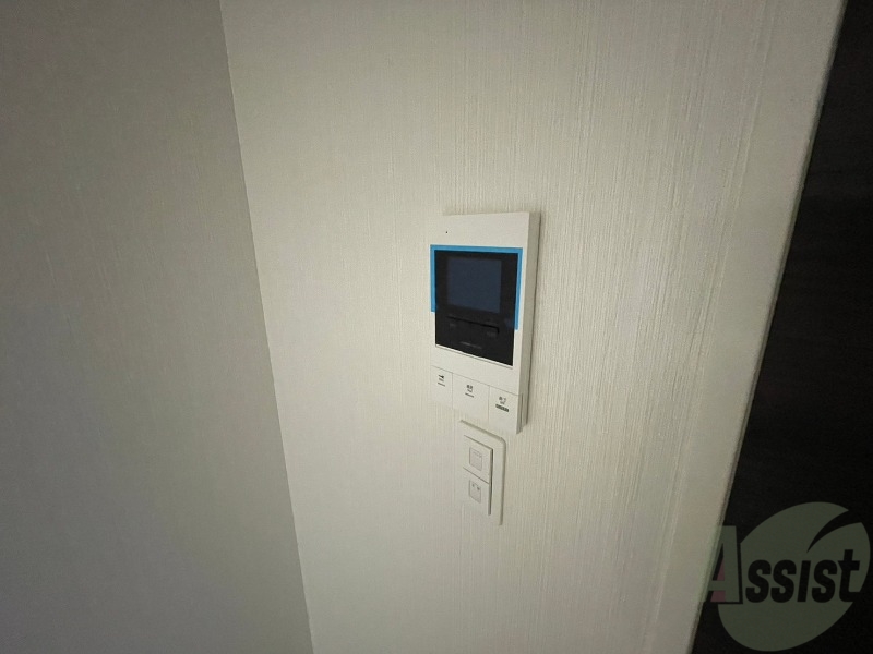 セキュリティ　ＴＶモニター付インターホンです。来客者の顔が見えるので安心！