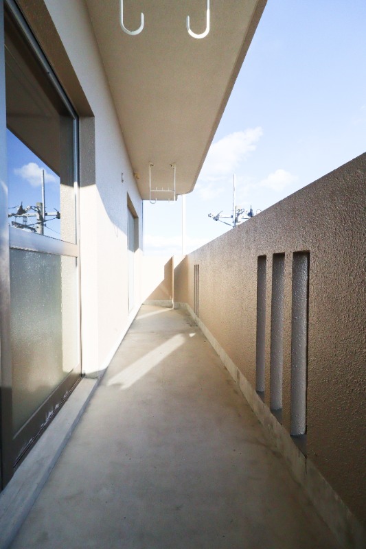 バルコニー　図面と現状に相違がある場合には現状を優先