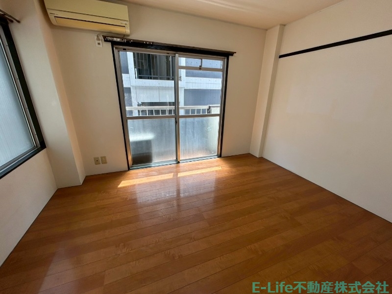 居室・リビング　同型別部屋写真