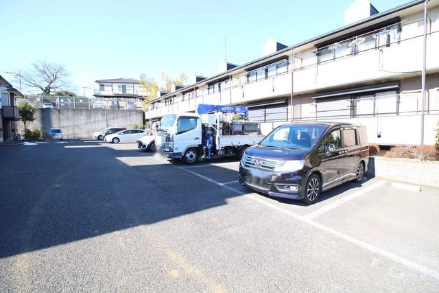 駐車場　★お部屋探しはタウンハウジング稲田堤店まで★