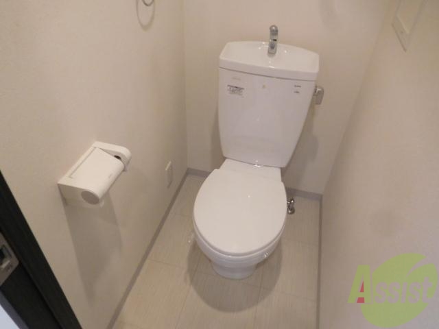 トイレ　水洗式のトイレです。