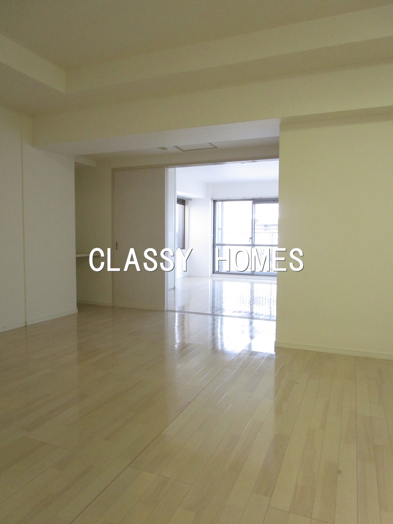 居室・リビング　1988年竣工 トリニティー芝浦：居室