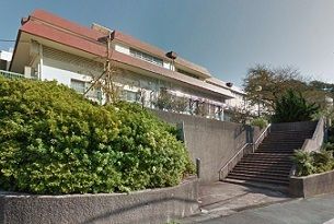 小学校　小坪小学校（小学校）まで1090m