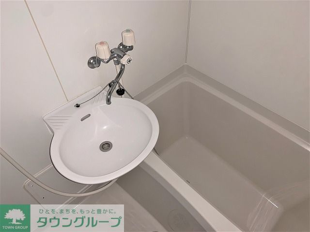 バス・シャワールーム　バストイレ別