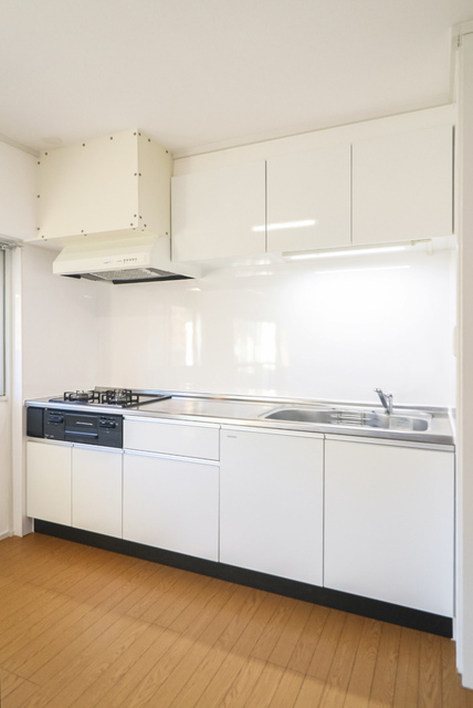 キッチン　コンロ設置済みのキッチンです