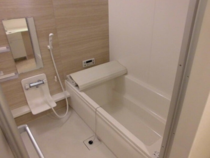 バス・シャワールーム　図面と現状に相違がある場合には現状を優先