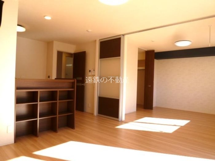 居室・リビング　写真は別のお部屋のものです