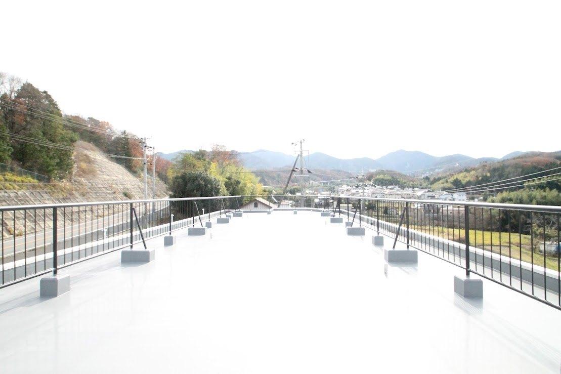 眺望　有馬温泉や六甲山系を見渡せる屋上