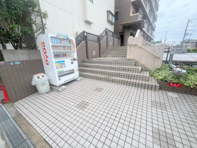 エントランス　綺麗なエントランスです。