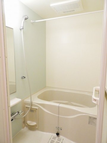 バス・シャワールーム　日々の疲れを癒すお風呂付です