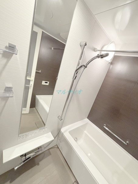 バス・シャワールーム　浴室