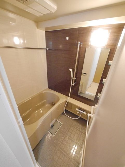 バス・シャワールーム　★お部屋探しはタウンハウジング稲田堤店まで★