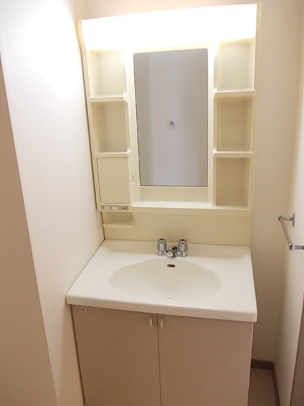 洗面設備　図面と現状に相違がある場合には現状を優先