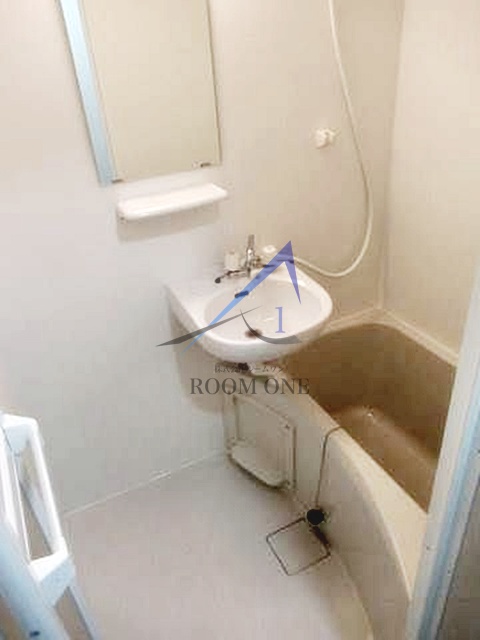 バス・シャワールーム　お風呂です。