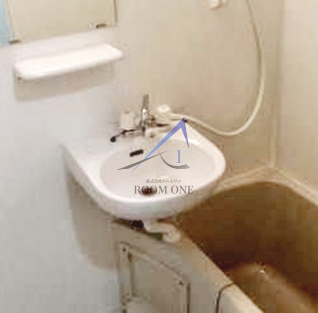 洗面設備　洗面台です。