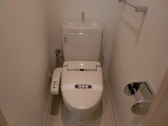 トイレ　コンパクトで使いやすいトイレです