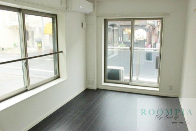 居室・リビング　ザ・ルームズ武蔵小山のリビング